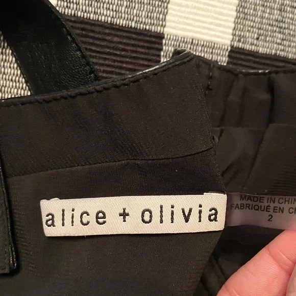 Alice + Olivia Jeanna Black Faux Leather Bustier Crop Top - Picture 8 of 9